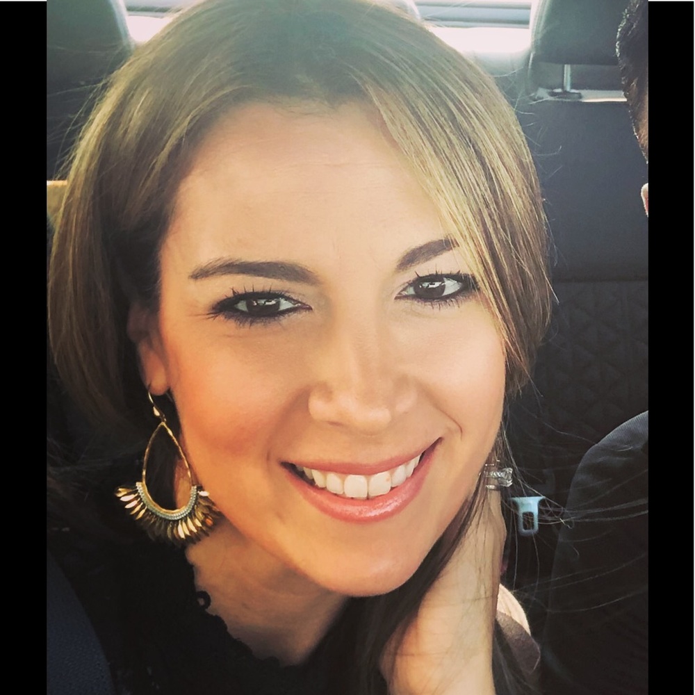 Meet your Posher, Jasmine